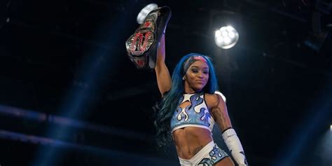 Kiera Hogan Age Height Relationship Status And Other Things To Know