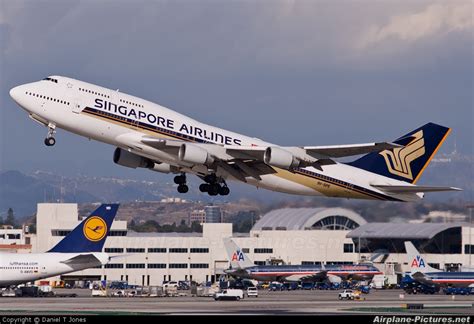 9v Spe Singapore Airlines Boeing 747 400 At Los Angeles Intl Photo