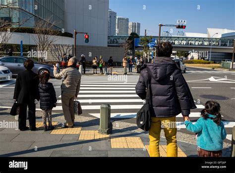 Pedestrians At The Zebra Crossing Tokyo Japan Stock Photo Alamy