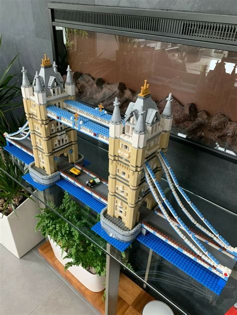 Lego London Tower Bridge Set 10214 Completely Built Gorgeous Tower