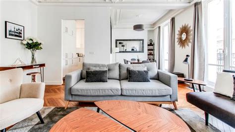 3 bedroom apartment at 6 Rue Robert Estienne, 75008 Paris, France