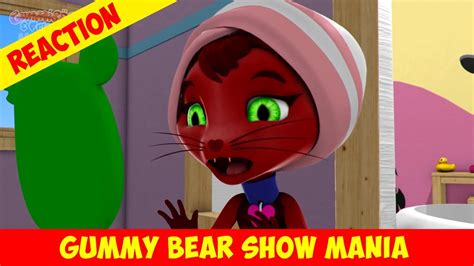 Cat Reacts To A Maroon Birthday Gummy Bear Show Mania Youtube