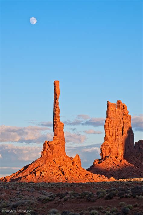 Totem Pole Monument Valley Saga Photography Moments In