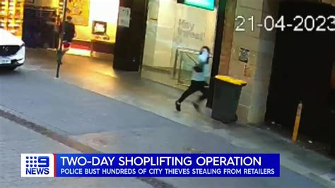 Two Day Shoplifting Operation Nine News Clothing Woman Police Have Busted More Than 100