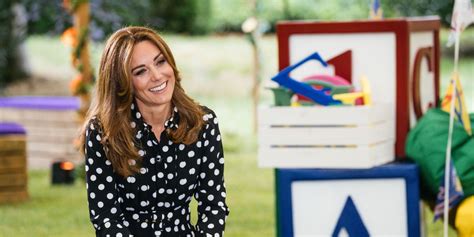 Kate Middleton Wows In Polka Dots For Tiny Happy People