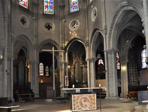 Eglise Saint Baptiste De Belleville à Paris
