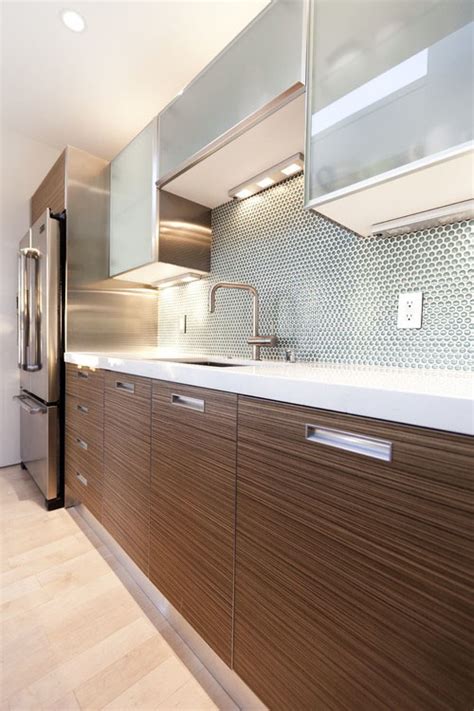 Modern Kitchen Cabinetry Frameless Overlays Horizontal Lines And