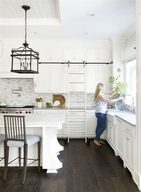 The company is a member of global swiss group and dealing with coffee for a long period of time. Swiss Coffee OC-45 Benjamin Moore Kitchen Paint Color ...