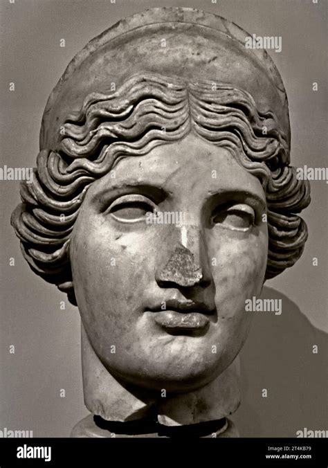 Testa Colossale Di Iuno Giunone Farnese Colossal Head Of Iuno So Called Juno Farnese