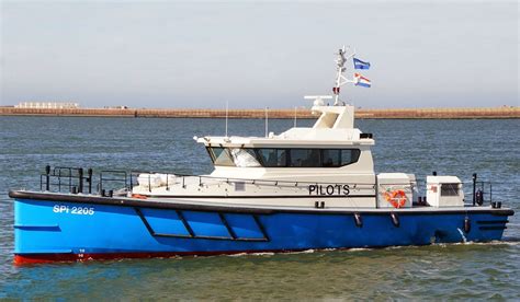 Stan Pilot 2205 Frp From Stock Optimized For Pilotage