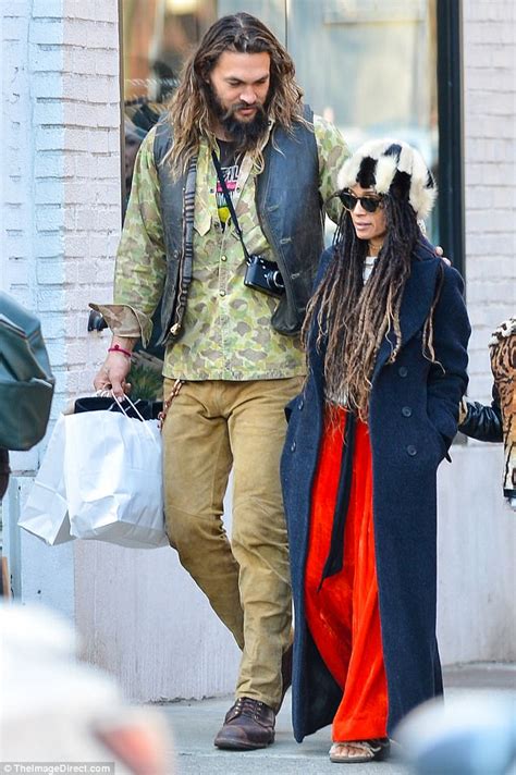 While still married to lenny kravitz, lisa welcomed her first child, a daughter named zoe isabella kravitz in 1988. Jason Momoa and Lisa Bonet take a stroll with their kids