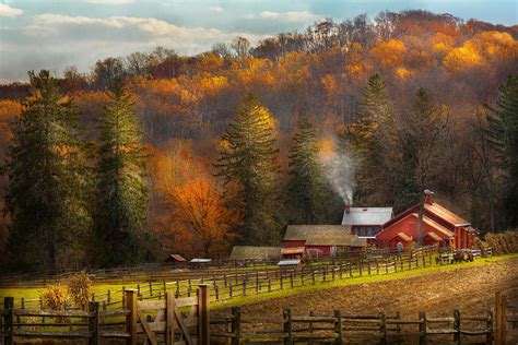 Autumn Barn The End Of A Season Photograph By Mike Savad Fine Art