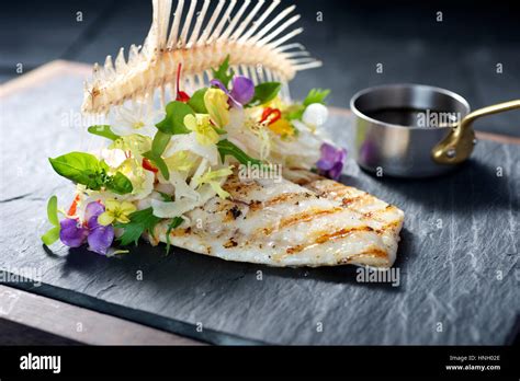 Fishbone Restaurant Hi Res Stock Photography And Images Alamy