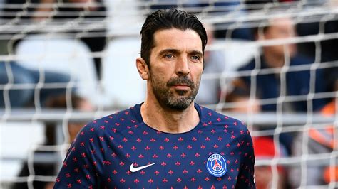Born 28 january 1978) is an italian professional footballer who plays as a goalkeeper for serie a club juventus.he is widely regarded as one of the greatest goalkeepers of all time, and by some as the greatest ever. Gianluigi Buffon considers taking year off after rejecting ...