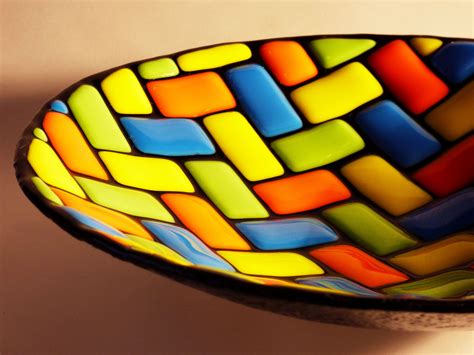 Pin By Richard Burroughs On Fusion Fun Fused Glass Bowl Fused Glass