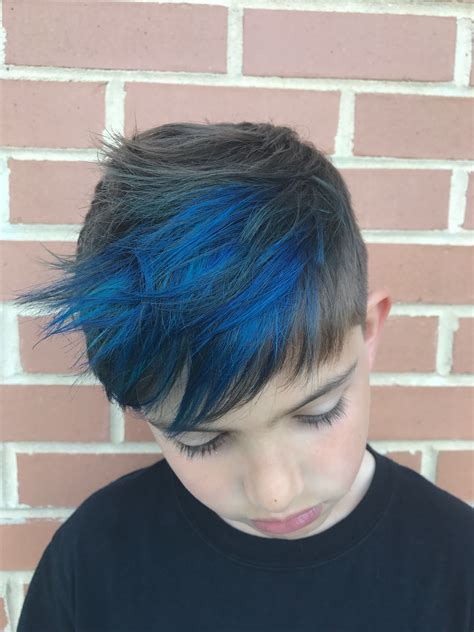 Boy Blue Highlights Hair Hairhair And More Hair In 2019 Blue Hair