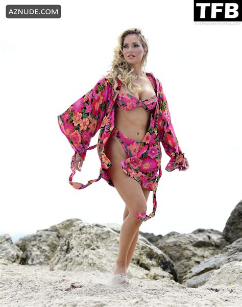 Kourtney Kellar Sexy Seen Showing Off Her Hot Assets Wearing Bikini At The Beach In Miami Aznude