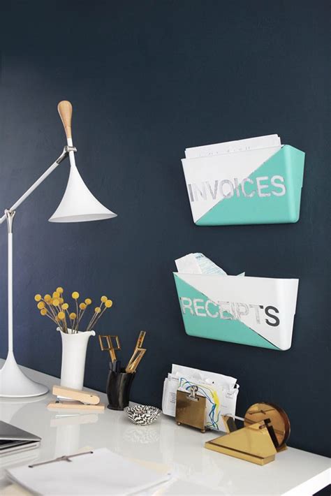 11 Easy Desk Diys That Will Make Your Day Better Houseandhomeie