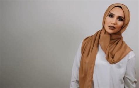 amena khan hijab model out of l oreal campaign for anti israel words storytimes