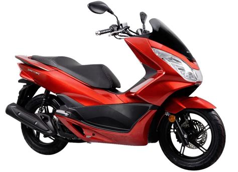 Baik boon siew fokus bwk masuk winner x dh tentu pembeli ramai. Boon Siew Honda Delivers The All New PCX - BikesRepublic