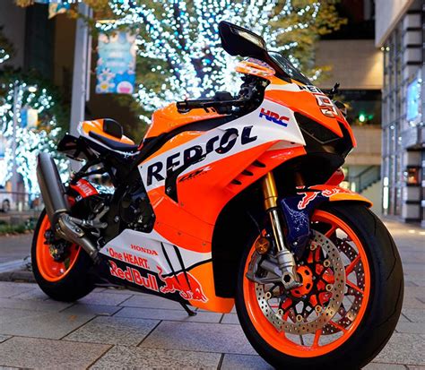 Honda Cbr1000rr R Fireblade Finalmente Una Repsol Replica Motoblog