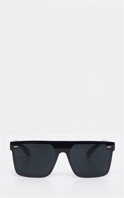 Black Oversized Resin Fade Lens Sunglasses Prettylittlething Ca