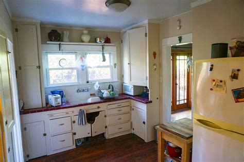 Usually, one kitchen wall features some cooking components, such as an oven, stove, and storage elements. Download 43+ Small Kitchen Remodel Before And After Wall ...