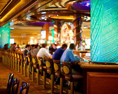 Las vegas athletic clubs enjoys unparalleled member loyalty due to the value of our membership offerings. Las Vegas Bars - Vegas Sports Bars
