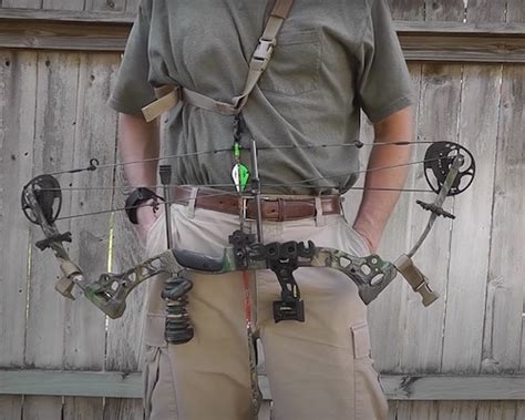 How To Carry A Bow While Hunting On Your Back And 5 Other Easy Ways
