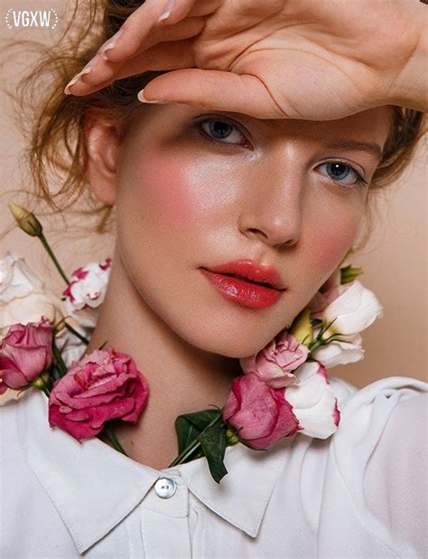 Vgxw Magazine Beauty Editorial I Flower Virtuogenixonline Beauty Shoot Beauty Portrait