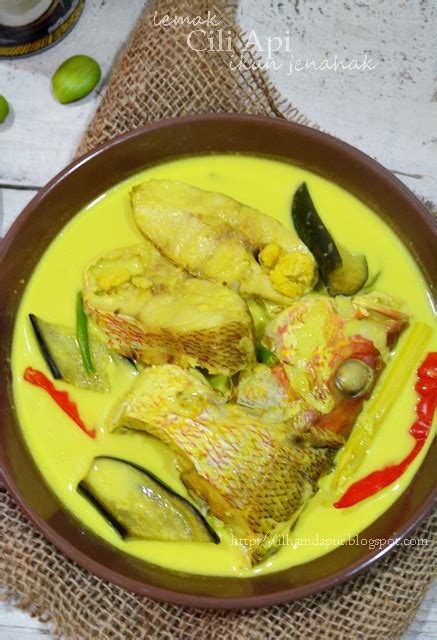 Follow this recipe to learn how to prepare mackerel fish cook with vegetable sprouts. Ilham Dapur: Masak Lemak Cili Padi Ikan Jenahak