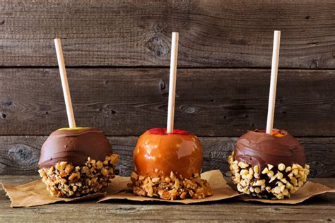 Candy Apple Vs Caramel Apple Their Histories Differences And Flavors