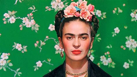 Our extensive gallery summarises the invention and technical qualities of this famous mexican artist and delivers frida kahlo paintings at their bright and brilliant best. Frida Kahlo histoire d'amour | Mexique Découverte