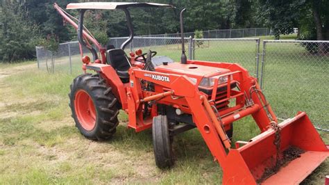 Kubota L3000f With Front End Loader With Attachments Little Rock