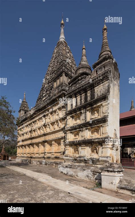 Maha Bodhi Pagoda Old Bagan Stock Photo Alamy