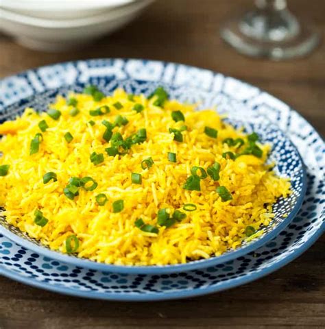 Simple ingredients for yellow rice you only need a few simple ingredients to make homemade yellow rice from scratch: Eclectic Recipes Cheap and Easy Yellow Rice | Eclectic Recipes