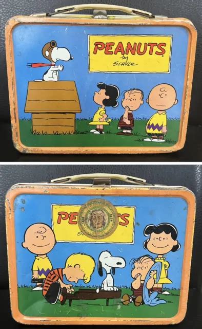 Vintage 1959 Peanuts Comic Strip Charlie Brown Snoopy Metal Lunch Box