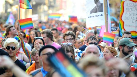 Tausende Bei Pride Parade In Budapest