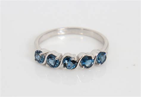 Sterling Silver London Blue Topaz Round 5 Stone Set Ring Igm