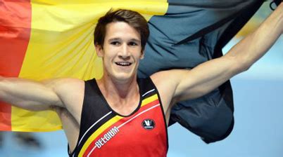 The belgian's incident happened in the long jump, just the second event in the decathlon. Karrewiet: Thomas wint brons! | Ketnet