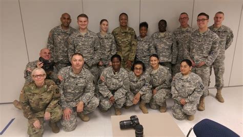 Army Reserve Soldiers Receive Training In Telling The Army Story U