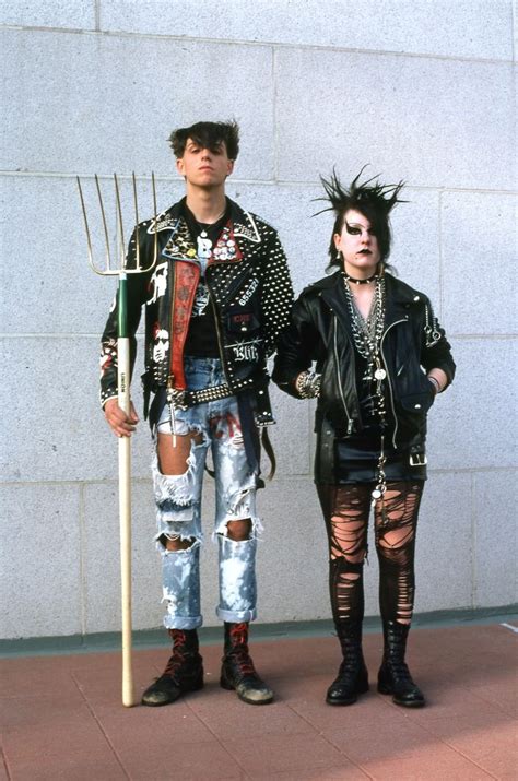 Pin By Wercia21 On 80s In 2020 Punk Outfits Punk Punk Fashion