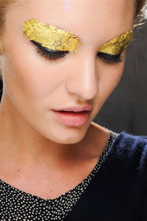14 Glitter Eyebrows You Should Try This Nye Glitter Eyebrows