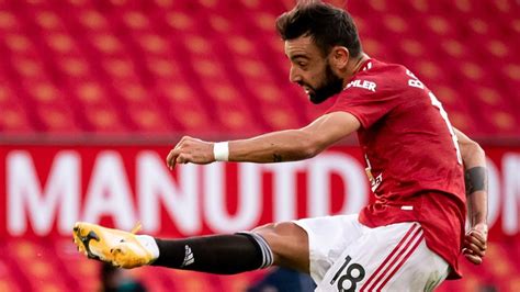 View stats of manchester united midfielder bruno fernandes, including goals scored, assists and appearances, on the official website of the premier league. Fernandes: Honoured to captain Man Utd | Video | Watch TV ...