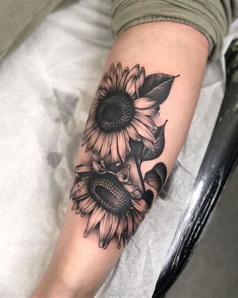 55 Pretty Sunflower Tattoos Let You Sunshine Page 36 Diybig