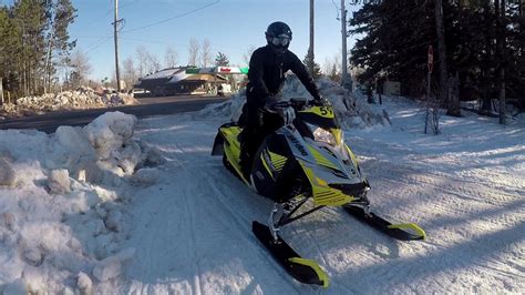 North Shore Snowmobile Trail Polaris And Ski Doo Rs600 Youtube