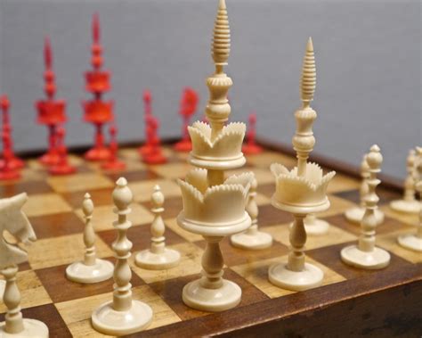 “selenus Chess Set And Board 19th Century Luke Honey Decorative