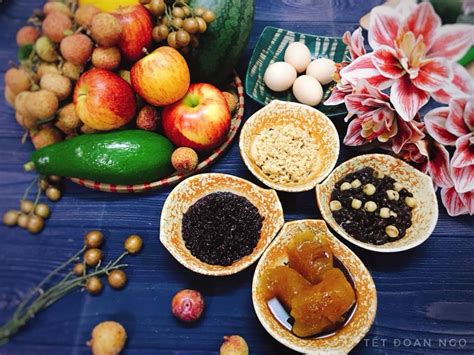 Tuy nhiên, nhìn chung ở cả 3 miền bắc, trung, nam thì mâm cỗ cúng tết đoan ngọ sẽ bao gồm những lễ vật như sau Mâm cỗ cúng Tết Đoan Ngọ được hội chị em thi nhau khoe rầm rầm