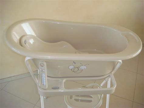 A baby bathtub is a unique fixture designed specifically for bathing your infant in a safe environment. baby bath tub with stand by Bebe Jou | Baby bath tub, Baby ...