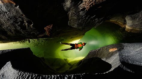 Exploring The Son Doong Cave World Biggest Cave In Vietnam